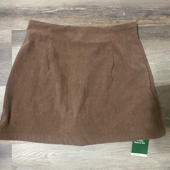 HALARA Brown Corduroy Mini Skirt - Picture 4 of 6